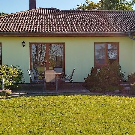 Ferienhaus Bei Familie Gau In Schaprode Exteriör bild
